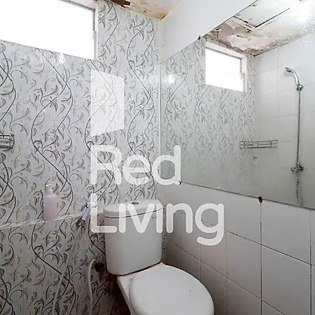Redliving Apartemen Bassura City - Vina Tan Tower Flamboyan-2